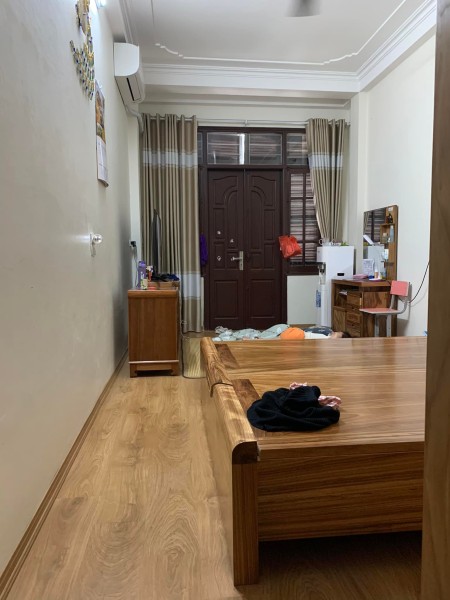 Bán nhà Xuân La, ngõ thông 3 gác đua, nhà đẹp ở ngay, DT 52m², giá 4,8 tỷ