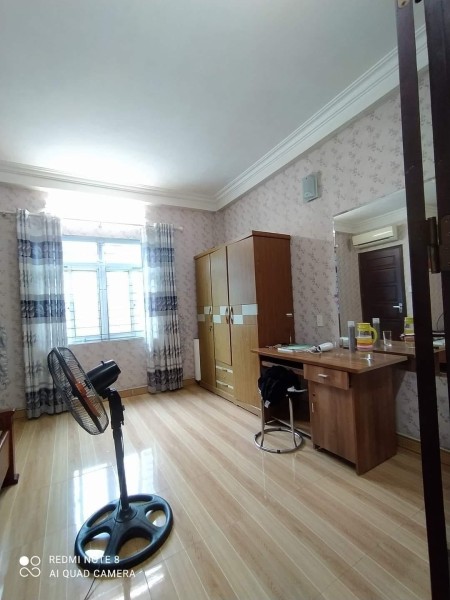 Bán nhà ngõ Quỳnh phố Thanh Nhàn, 30m ra ô tô ngõ ba gác, DT 31m² x 4 tầng, giá chỉ 3,4 tỷ