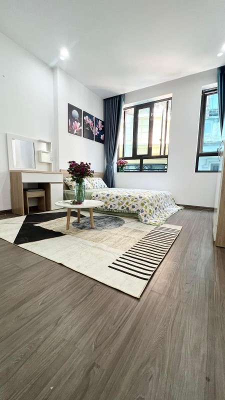 Bán nhà nguyên căn VIP mới đẹp, Yên Hoà, Cầu Giấy, DT 50m² x 5 tầng, giá chỉ 7 tỷ
