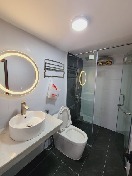 Bán nhà trung tâm quận Đống Đa, tặng FULL nội thất, DT 40m², giá chỉ 4,9 tỷ