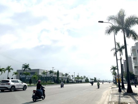 Bán cắt lỗ lô đất cạnh Aeon Maill Thanh Hoá tiện ích đầy đủ