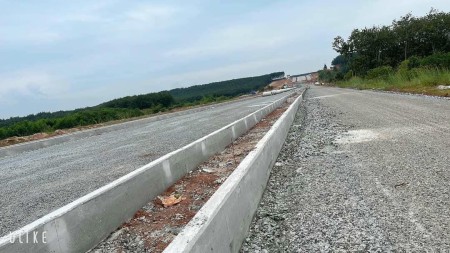 Bán Gấp đất nền Đồng Phú, Bình Phước Sau Lưng Siêu Thị Coopmart.