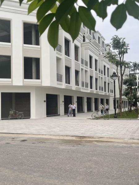 Bán nhà biệt thự Hinode Royal Park Hoài Đức, Hà Nội, giá cắt lỗ, LH 0865872286