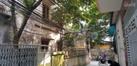 Bán nhà 210m2 phân lô Nguyễn Xiển mt 20m chia 4 lô xây cực đẹp