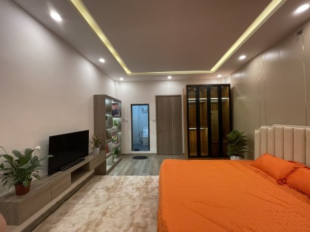 Bán nhà Võ Thị Sáu, khu phân lô, ô tô tránh, DTSD 48m² x 5 tầng, giá chưa đến 10 tỷ