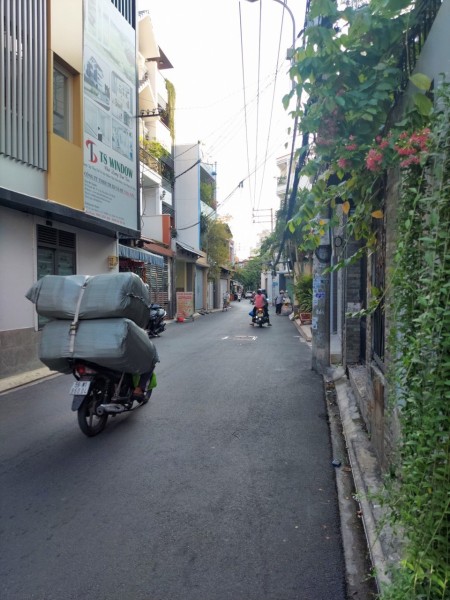 Chính chủ cần bán gấp nhà có nở hậu hẻm đường Thành Mỹ, phường 8, quận Tân Bình giá 5tỷ51