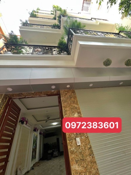 Bán nhà Vương Thừa Vũ nội thất lung linh, 6 Tầng, chỉ 5 tỷ, nội thất đẹp ở ngay.
