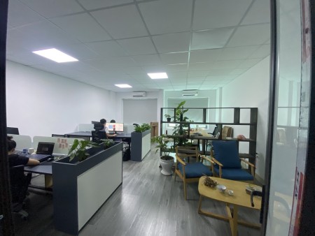 Chính chủ cho thuê văn phòng mặt phố Mễ Trì Hạ