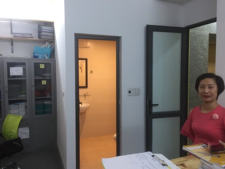 Chính chủ cần cho thuê văn phòng 6 tầng số 49 ngõ 17 Lê Văn Thiêm, Hà Nội.