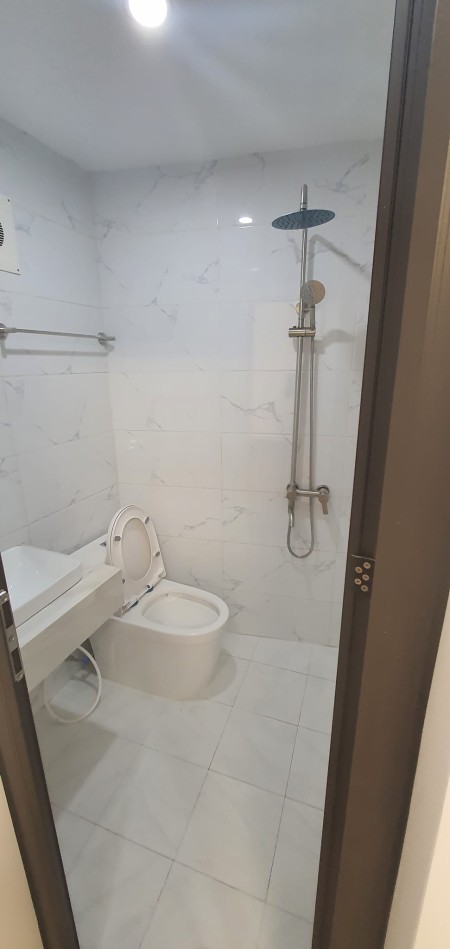 Bán nhà Xuân La Đón tết nhà đẹp mới kính koong ô to 4 chỗ đỗ cổng 56m giá 4,7 tỷ
