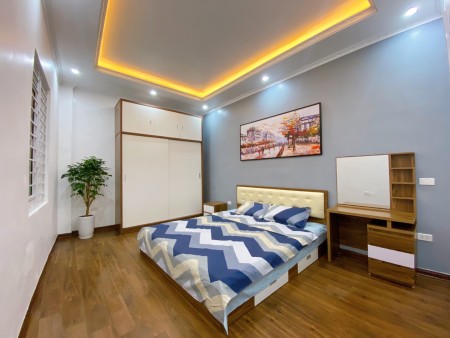 Bán nhà phố Láng Hạ, ngõ thông, nhà mới, tặng nội thất, 4.65 tỷ