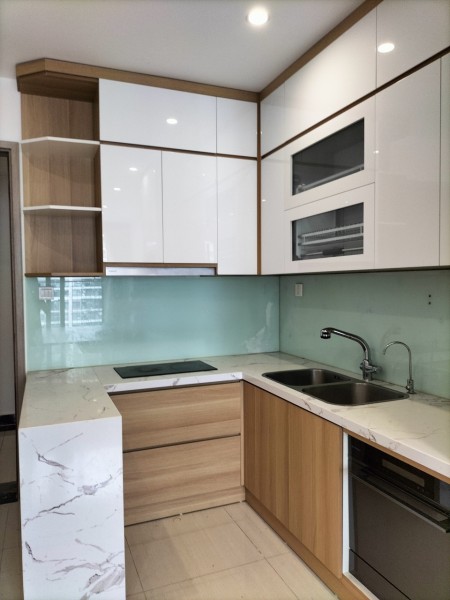 Cần cho thuê căn hộ 2PN1WC full đồ đẹp ở Vinhomes Smart City giá rẻ 8,5tr/tháng vào được luôn