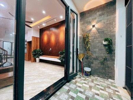 Nhà 2 Tầng lô góc,mới xây , thiết kế đẹp, vào ở ngay