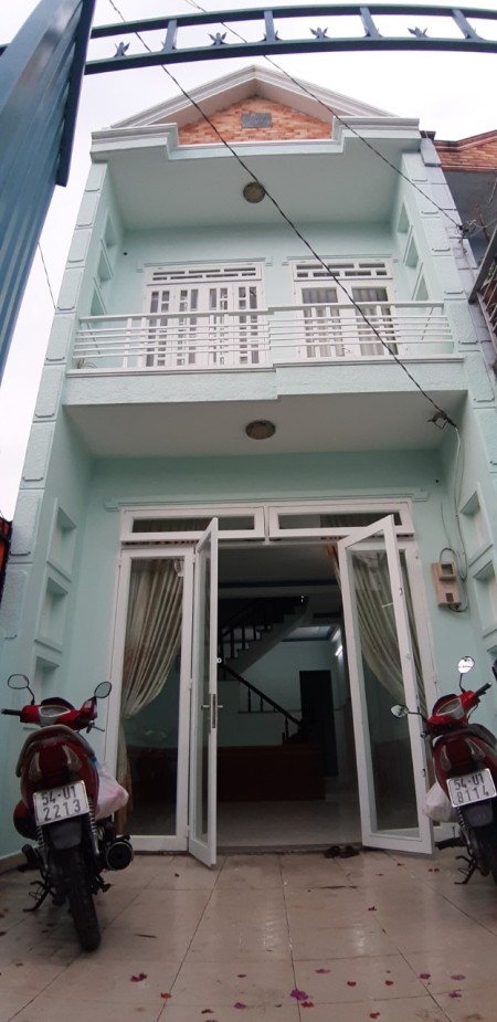 Nhà 1 trệt 1 lầu dt 133m2 cho thuê 7tr Hiệp Thành_Q12