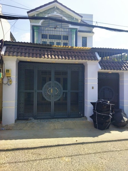Cho thuê Nhà nguyên căn dt 6x23m DTSD (260m2)sân để ÔTÔ_Q12