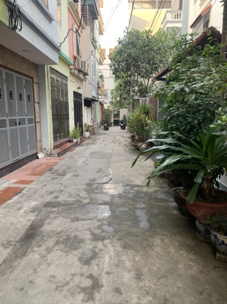 ️️️Nhà phường Ngọc Thuỵ Quận Long Biên ngõ ô tô tránh nhau, thông tứ phía giá rẻ