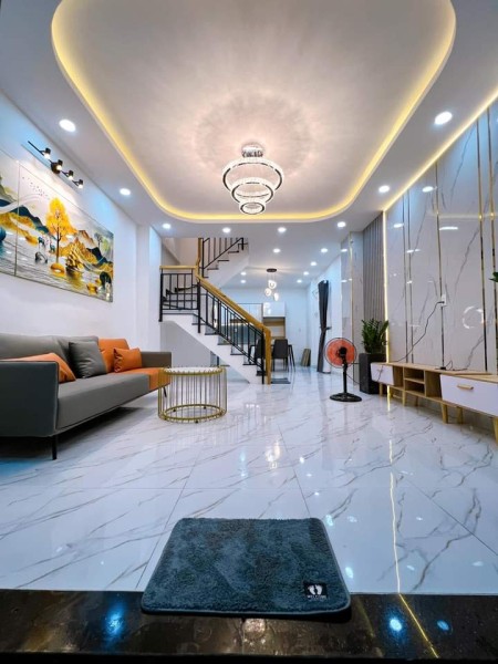 Bán nhà hẻm xe hơi tránh diện tích 85m² x 4 tầng, giá chỉ 8 tỷ nhỉnh