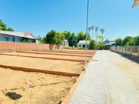 Tôi cần bán đất biệt thự nhà vườn ở Điện Bàn, Quảng Nam, dt 330.1m, giá 4.5 triệu/m2