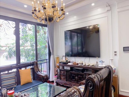 Bán nhà phân lô Lạc Trung, Hai Bà Trưng, ngõ rộng view thoáng, nội thất đẹp, kinh doanh văn phòng