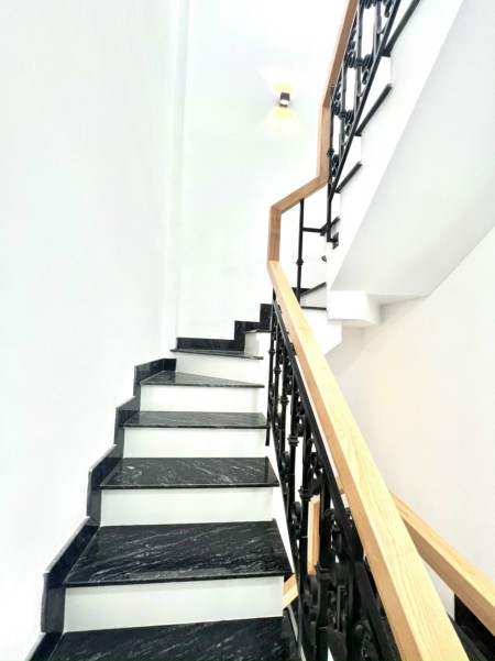 Bán nhà hẻm xe hơi đường số 7, phường 3, quận Gò Vấp, giá bán 4,35 tỷ