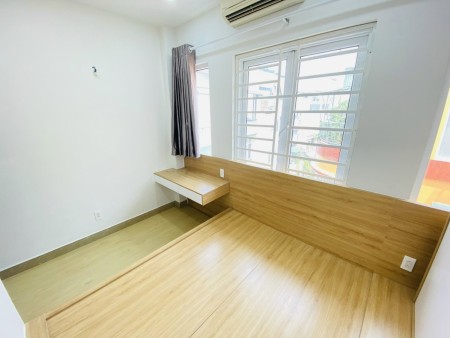 Phòng nội thất cao cấp tại số 214/B14 Nguyễn Trãi