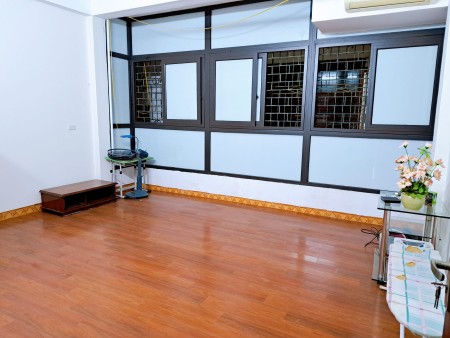Bán nhà 5 tầng mới koong tại phố Quang Trung, Hà Đông, DT 33m, giá 4 tỷ