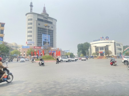 Cần bán căn nhà 3 tầng Đại Lộ Hồ Chí Minh, thành phố Hải Dương, giá tốt