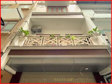 Bán nhà mặt tiền khu Hào Nam, 95m2, MT 4m, 18.5 tỷ, Kinh doanh vỉa hè ô tô tránh (LP50)
