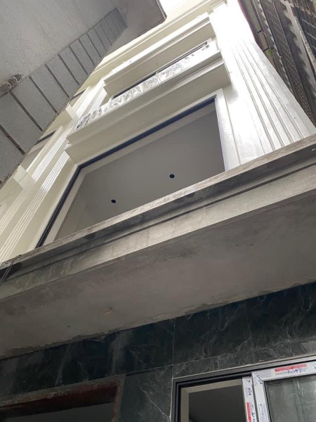 Bán gấp nhà mới xây trong ngõ đường Cầu Giấy Hà Nội 39m, 5,9 tỷ
