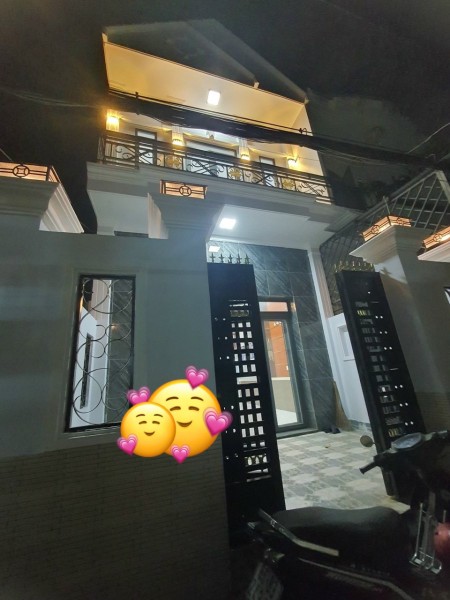 Bán nhà Quận 7 lô góc 2 mặt tiền thoáng mát, liên hệ 0327251111