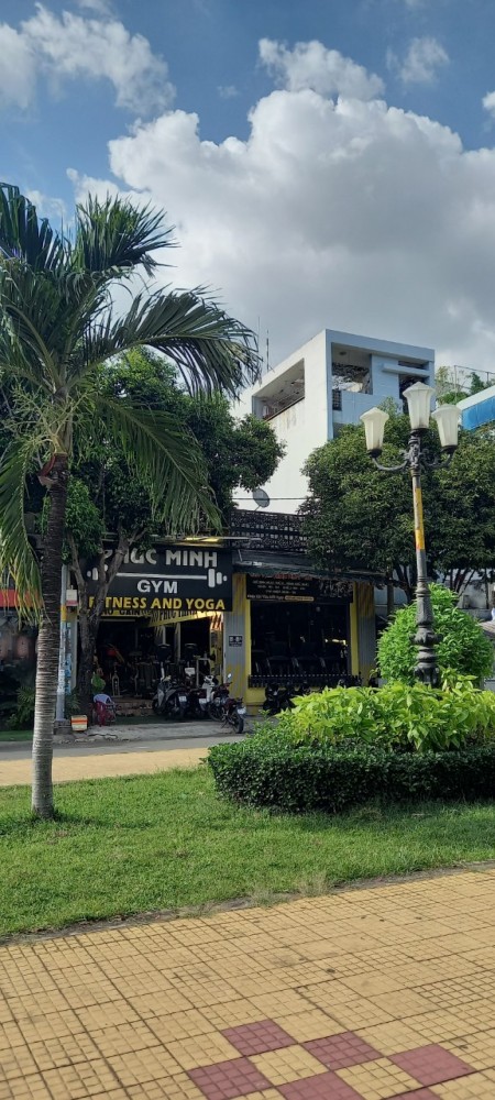 Bán nhà mặt tiền Phường Tân Sơn Nhì, vị trí cực kỳ đắc địa quận Tân Phú