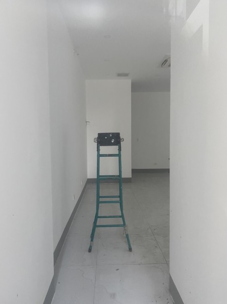Cho thuê mặt bằng New shophouse Vinhomes Quận 9, DT 51m² hoàn thiện chỉ 15 triệu/tháng