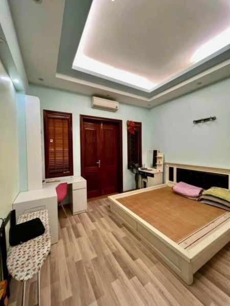 Cần bán nhà ngõ có vỉa hè rộng 10m, phố Tống Duy thành phố Hải Dương