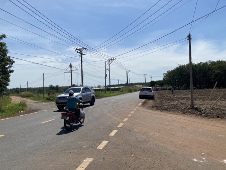Bán ngộp lô đất mặt tiền đường tỉnh DT756 sổ sẵn lh 0931321701