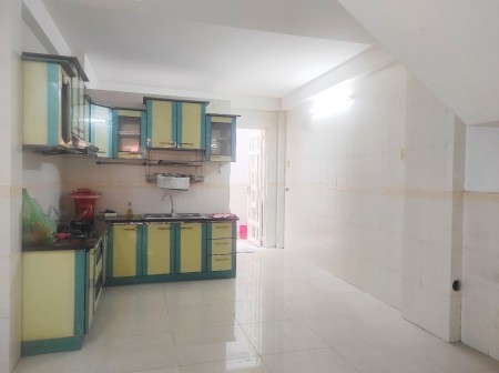 Chính chủ cho thuê phòng Trệt bếp lớn kèm phòng riêng sân phơi riêng sát chợ Kiêm Biên Quận 5