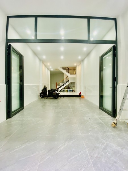 Thành Mỹ, P8 Tân Bình, diện tích 82m2 nở hậu, giá 10.8 tỷ đồng