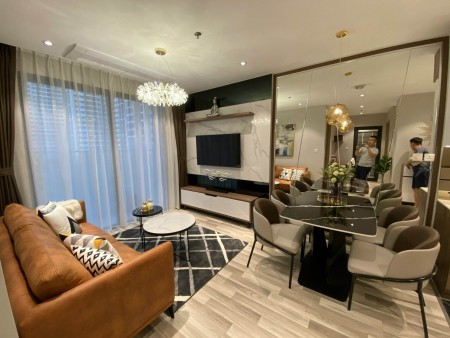 Bán căn hộ cao cấp 2PN1VS, 60M2 FULL NỘI THẤT chỉ 2.4 tỷ tại Vinhome Ocean Park Gia Lâm