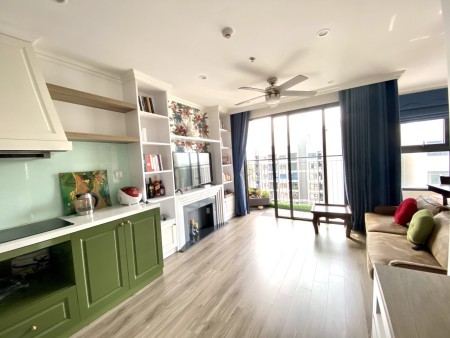 Cần bán gấp căn 2PN +1 ,2VS góc 70m2 full đồ giá 1.88 tỷ Vinhomes Ocean Park LH 0977484841