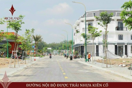 Đi đến slide 8