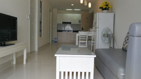 Cho thuê căn hộ gia đình CHARM PLAZA, 2PN + 1WC giá 7,5 triệu/tháng