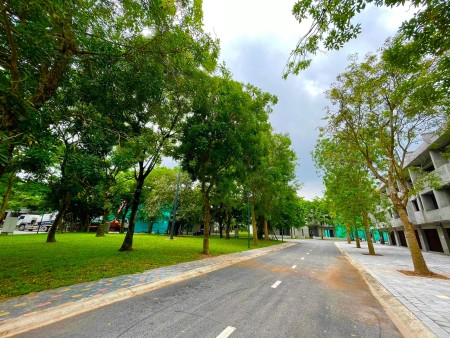 Đi đến slide 2
