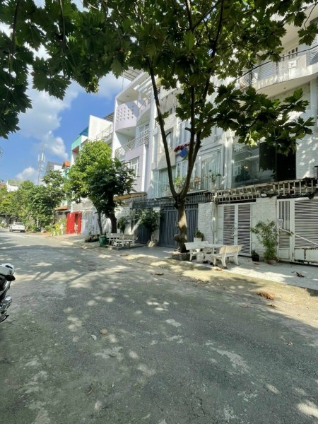 Bán gấp nhà mặt tiền đường P.Hiệp Bình Chánh Thủ Đức giá tốt