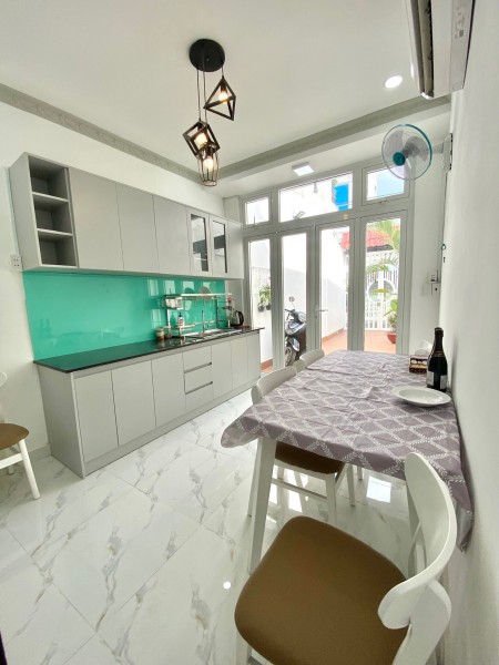 Cần bán nhà hẻm xe hơi 995/ Nguyễn Kiệm P3 Gò Vấp