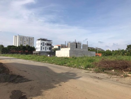 Cho thuê đất đường lớn: Xưởng, nhà trọ, kinh doanh,... DT 13x18,5m, khu Phú Nhuận Q9, 7,5tr/1th.