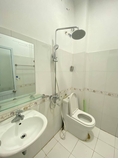 Bán nhà riêng Hồng Hà DT 25m² x 3 tầng, MT 6m, 3 PN, giá 2,45 tỷ, LH 093.464.1829