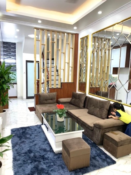 Bán nhà siêu phẩm phố 8/3 phân lô bàn cờ ô tô đỗ cửa, ở là có lộc dt 37m2, 5 tầng giá chỉ 5.9 tỷ