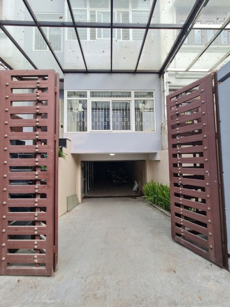 GẤP GẤP !!!! Cho thuê văn phòng tại Cầu Giấy lh 0898090997