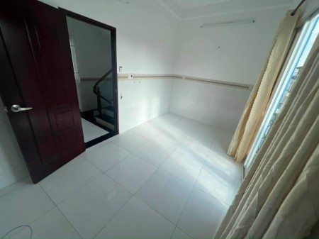 Nhà hẻm Đất Thánh, P6 Tân Bình, 4 tầng 25m2, ô tô Kia đỗ cửa.
