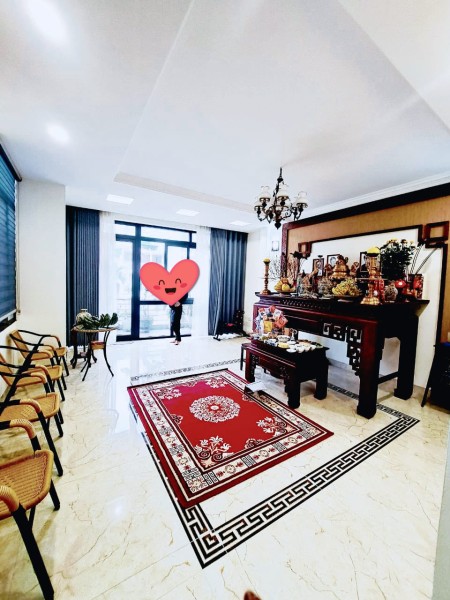 Bán nhà riêng Lạc Long Quân, căn góc gara 20m, ô tô tránh, DT 85m² x 4 tầng giá chỉ 9,5 tỷ
