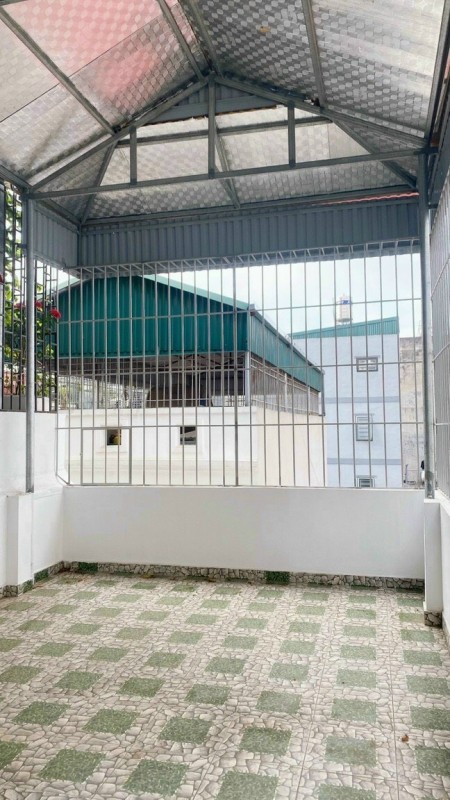 Chính chủ cần bán nhà mới xây xong tái định cư Ngô Thì Nhậm ô ô đỗ cửa
